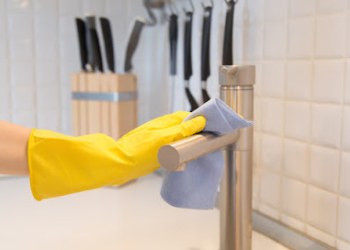 Oval Cleaning Firma Curatenie