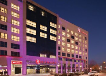 Hotel Ramada Pitești