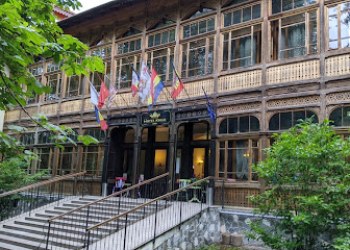Hotel Regal 1880 - Boutique Hotel in Parcul Central Sinaia
