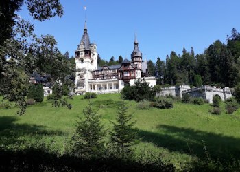 Edel House