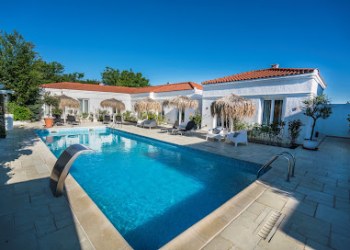 Maris